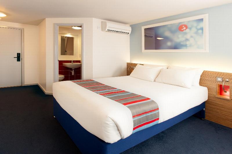 Travelodge Bedford Wyboston Εξωτερικό φωτογραφία