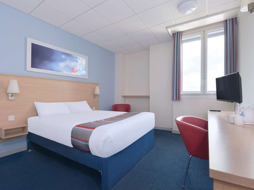 Travelodge Bedford Wyboston Δωμάτιο φωτογραφία